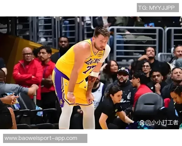 太阳主场表现不佳罚球效率低下马刺全队罚球命中率高居不下 太阳主场表现不佳罚球效率低下马刺全队罚球命中率高居不下